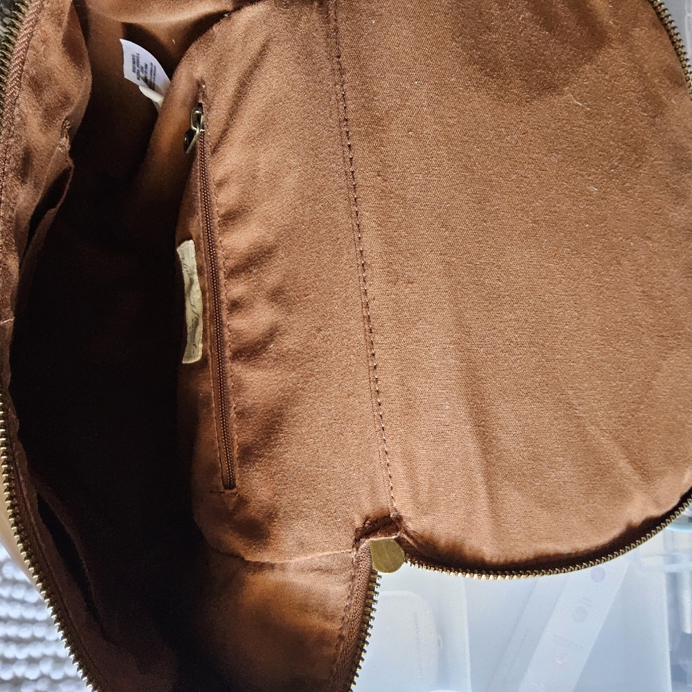 Universal Thread Backpack - Picture 6 of 9